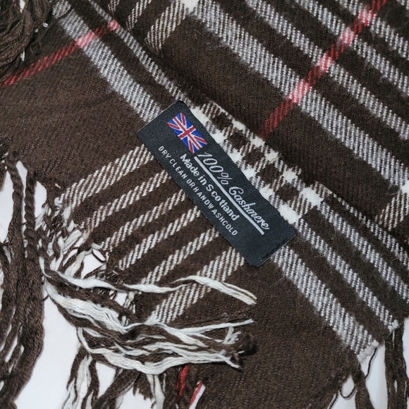 Black plaid Scotland Cashmere scarf with fringe - Picture 4 of 4